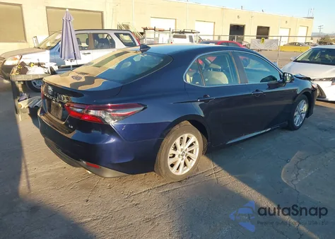 2022 Toyota Camry Le из США, поврежденный, VIN 4T1C11AK8NU644535